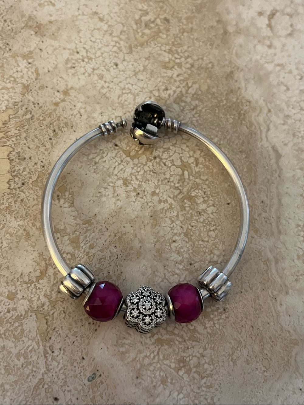 Pandora set  bangle bracelet with 5 charms..